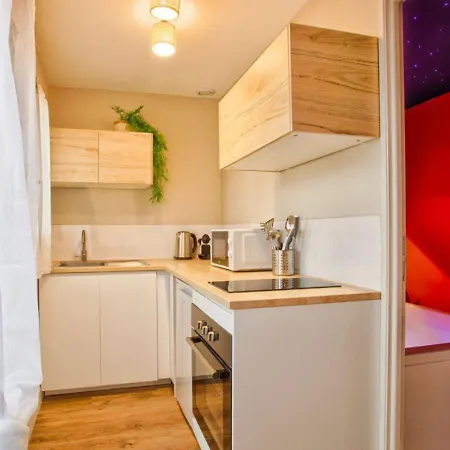 Maisonnette Relaxante, Balneo & Confort, Proche De La Gare Caen