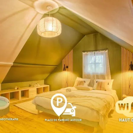 Holiday home Maisonnette Relaxante, Balneo & Confort, Proche De La Gare *
