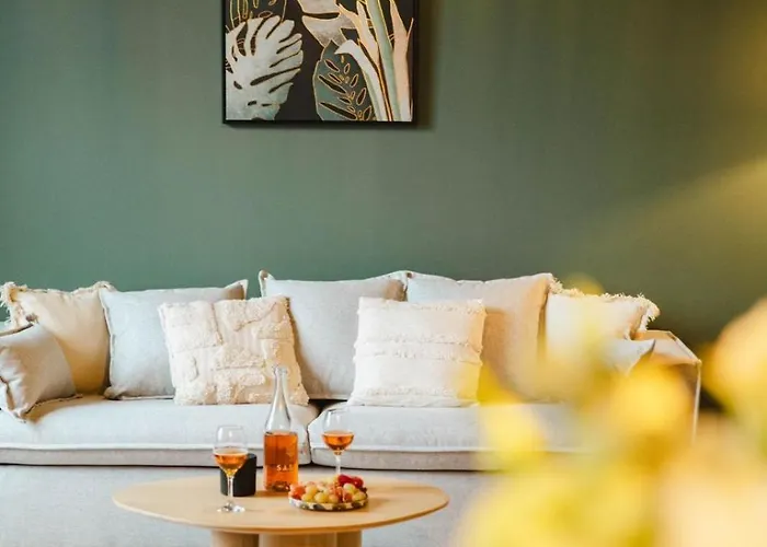 Maisonnette Relaxante, Balneo & Confort, Proche De La Gare בית נופש